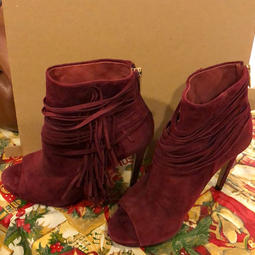 Vince Camuto suede zip up booties